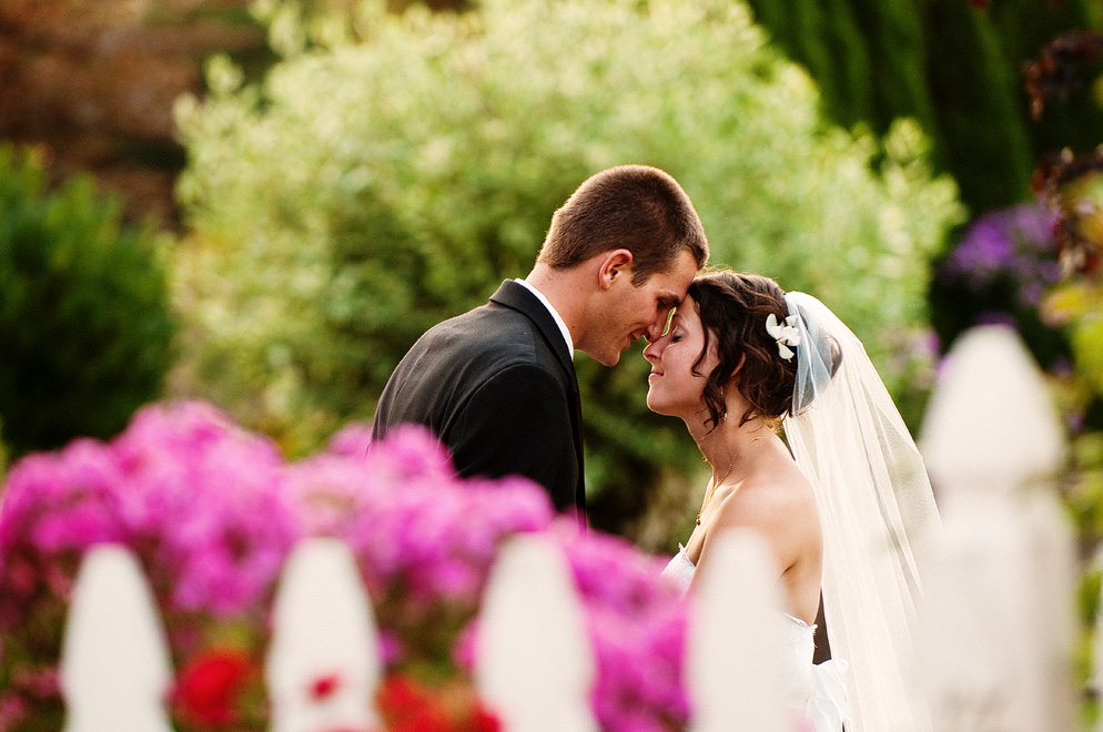 Sallie and David's beautiful Lord Hill Farms wedding in Snohomish, WA captured by Seattle Wedding Photographer Kip Beelman.